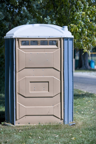 Best Portable restroom trailer rental  in Taft, FL